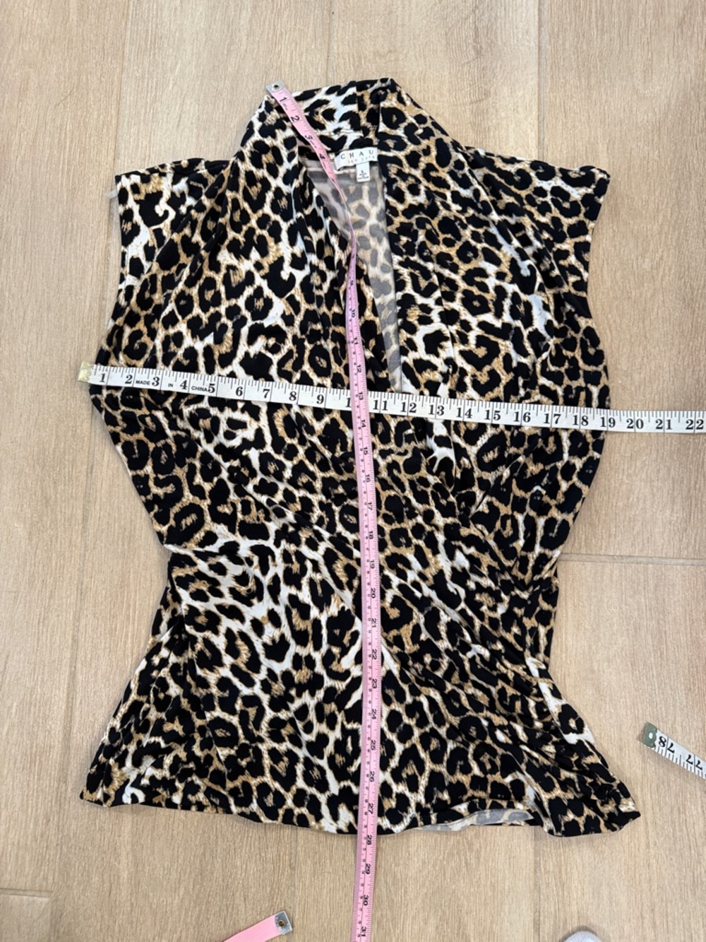 Chaus Leopard Print Sleeveless Drape Neck Top  Animal Print Sleeveless SZ L - Picture 2 of 11